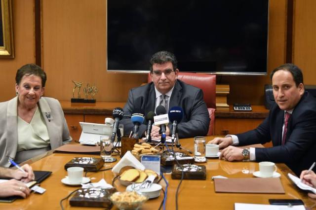 Ευχαριστήριο προς την οικογένεια Καρέλια
